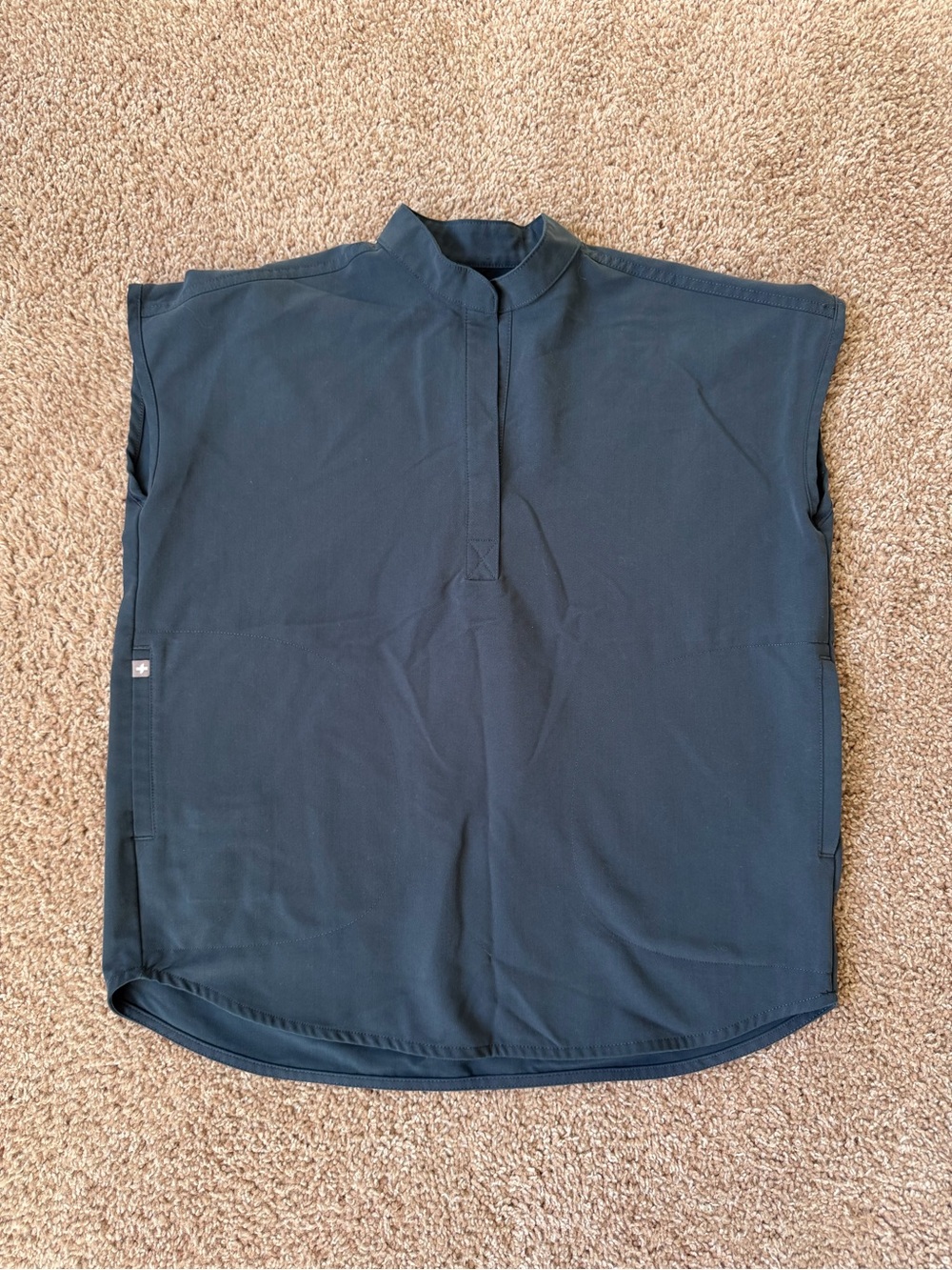 FIGS Rafaela Oversized Scrub Top XXS -Dark Harbor